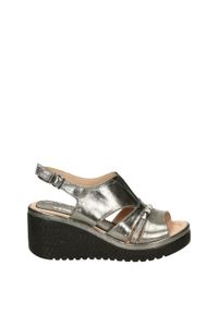 Venezia - METALICZNE SANDAŁY NA KOTURNIE 624794130 FERRO. Materiał: skóra, syntetyk. Obcas: na koturnie. Wysokość obcasa: średni #1
