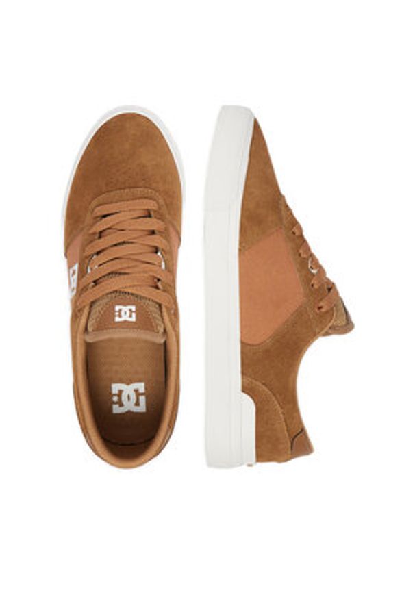 DC Shoes Tenisówki CEO-AW257502 Brązowy. Kolor: brązowy. Materiał: skóra, zamsz