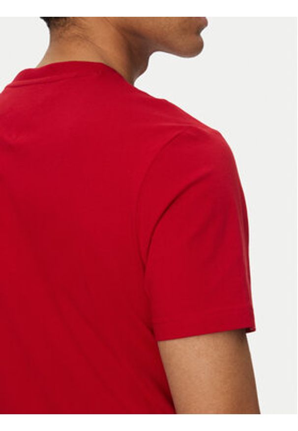 TOMMY HILFIGER - Tommy Hilfiger T-Shirt Flag Box MW0MW38636 Czerwony Regular Fit. Kolor: czerwony. Materiał: bawełna