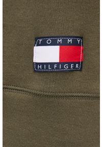 TOMMY HILFIGER - Tommy Hilfiger Bluza męska kolor zielony z nadrukiem. Okazja: na co dzień. Kolor: zielony. Materiał: bawełna, dzianina. Wzór: nadruk. Styl: casual #5