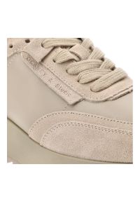 Beżowe Sneakersy Artiker Modne Obuwie Damskie. Okazja: na co dzień. Kolor: beżowy. Materiał: zamsz, skóra. Wzór: gładki. Styl: casual, wizytowy #7
