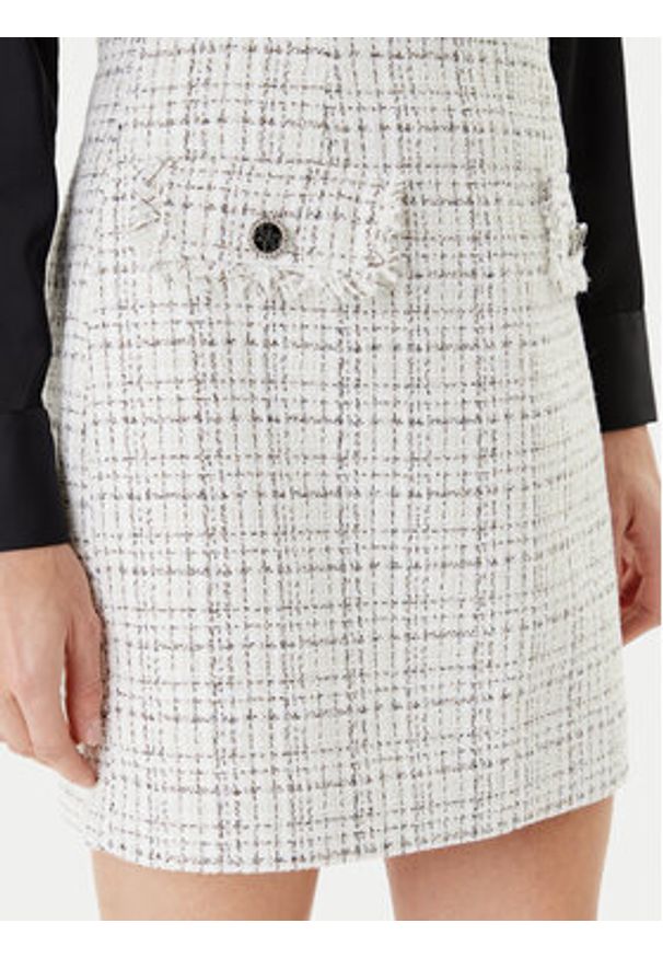 Guess Spódnica mini W5YD15 WHDB2 Biały Regular Fit. Kolor: biały. Materiał: syntetyk