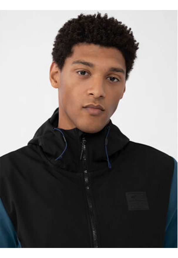 4f - 4F Kurtka softshell 4FAW23TSOFM155 Niebieski Regular Fit. Kolor: niebieski. Materiał: syntetyk