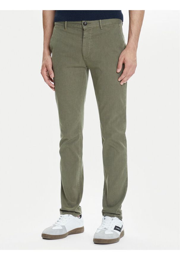 BOSS Chinosy 50548006 Zielony Slim Fit. Kolor: zielony. Materiał: bawełna