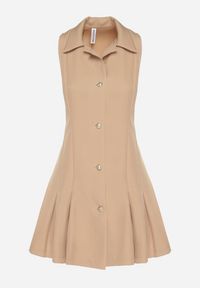 Born2be - Ciemnobeżowa Koszulowa Sukienka z Ozdobnymi Guzikami Redellee. Okazja: na co dzień, na spacer. Typ kołnierza: kołnierzyk klasyczny. Kolor: beżowy. Typ sukienki: koszulowe. Styl: klasyczny, casual #4