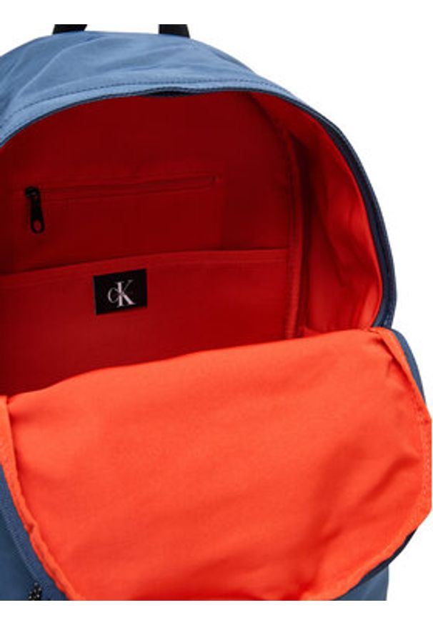 Calvin Klein Plecak Bold Round Backpack LV04D3114G Granatowy. Kolor: niebieski. Materiał: materiał