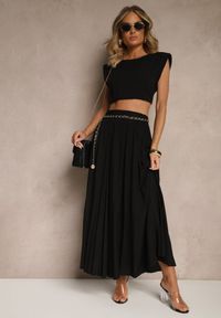 Renee - Czarna Spódnica o Rozkloszowanym Kroju z Wiskozy Lunafina. Okazja: na co dzień. Kolor: czarny. Materiał: wiskoza. Styl: sportowy, klasyczny, casual