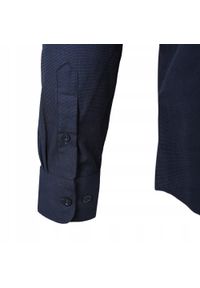 Delikatnie Taliowana Koszula Weekendowa - Pako Jeans - Granatowa. Okazja: na co dzień. Kolor: niebieski. Materiał: bawełna. Styl: casual #5