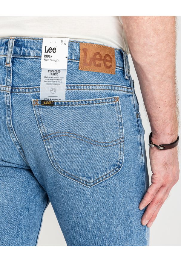 Lee - MĘSKIE SPODNIE JEANSOWE LEE RIDER DOWNTOWN 112342258. Okazja: na co dzień. Styl: casual, elegancki, klasyczny
