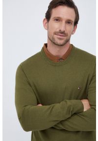 TOMMY HILFIGER - Tommy Hilfiger sweter z domieszką kaszmiru kolor zielony lekki. Kolor: zielony. Materiał: kaszmir. Styl: klasyczny
