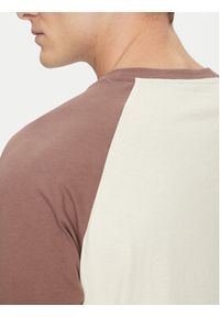 Jack & Jones Longsleeve Boston 12272977 Brązowy Relaxed Fit. Kolor: brązowy. Materiał: bawełna. Długość rękawa: długi rękaw #2