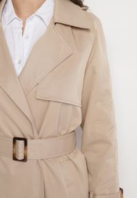 Born2be - Beżowy Płaszcz Długi Trencz z Paskiem Ozrage. Kolor: beżowy. Długość: długie. Sezon: wiosna, jesień. Styl: elegancki, sportowy #7