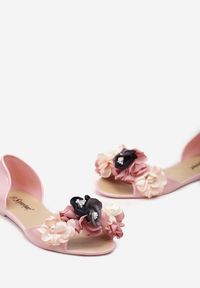 Renee - Różowe Otwarte Balerinki z Aplikacją z Kwiatami Anlofi. Nosek buta: otwarty. Kolor: różowy. Wzór: aplikacja, kwiaty