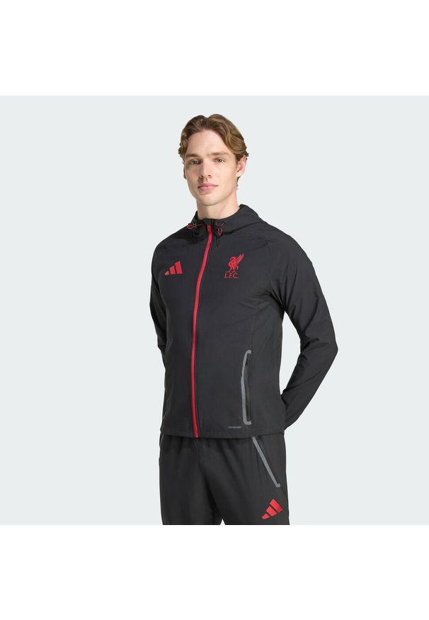 Adidas - Bluza Liverpool FC Tiro 25 Competition Vis Tech Travel. Kolor: czarny. Sport: piłka nożna