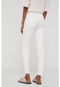 Answear Lab jeansy damskie kolor biały high waist. Stan: podwyższony. Kolor: biały. Styl: wakacyjny #4