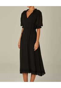 M.A.B.E - Czarna sukienka midi Ines. Kolor: czarny. Materiał: bawełna, koronka. Wzór: koronka. Długość: midi #1