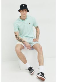 Abercrombie & Fitch polo męski kolor zielony z aplikacją. Typ kołnierza: polo. Kolor: zielony. Materiał: skóra, dzianina, materiał. Długość: krótkie. Wzór: aplikacja #5