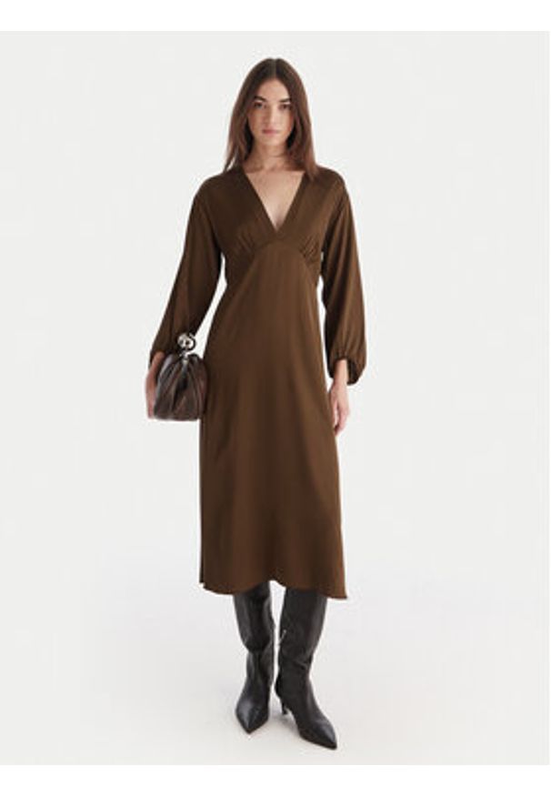 ViCOLO Sukienka koktajlowa TF0250 Brązowy Regular Fit. Kolor: brązowy. Materiał: wiskoza. Styl: wizytowy