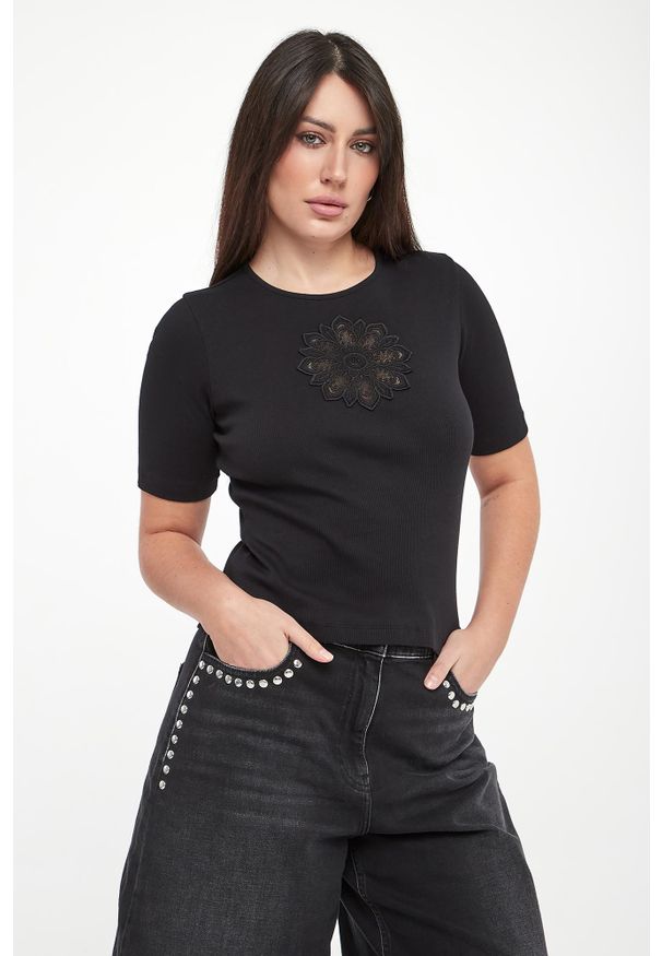 Twinset Milano - T-shirt damski z haftem TWINSET. Wzór: haft