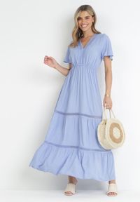 Born2be - Jasnoniebieska Sukienka Maxi z Gumką w Pasie i Koronkowymi Wstawkami Anandia. Kolor: niebieski. Materiał: koronka. Wzór: aplikacja. Długość: maxi #2