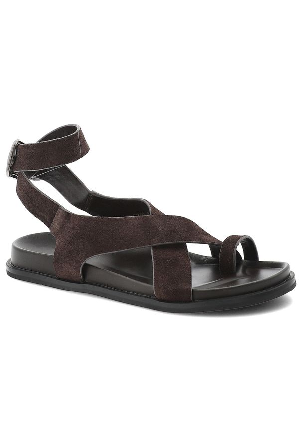 Sandały damskie S.Barski, cholewka ze skóry naturalnej zamszowej pasek wokół kostki płaska podeszwa casualowy styl, brązowe, CR61-3049. Okazja: na co dzień. Zapięcie: pasek. Kolor: brązowy. Materiał: skóra, zamsz. Obcas: na płaskiej podeszwie. Styl: casual