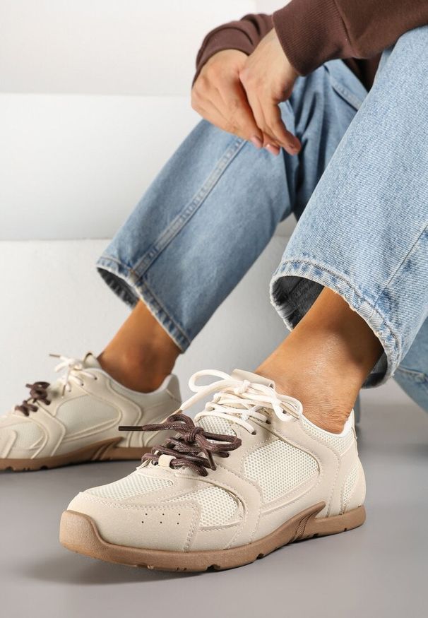 Born2be - Beżowe Sneakersy z Dwoma Parami Sznurówek Silfita. Okazja: na co dzień, na spacer. Kolor: beżowy. Sport: turystyka piesza
