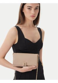 TOMMY HILFIGER - Tommy Hilfiger Torebka Th Monogram Chain Strap Crossbody Bag AW0AW17403 Różowy. Kolor: różowy. Materiał: skórzane #1