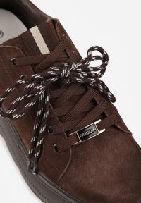 Born2be - Brązowe Zamszowe Sneakersy na Grubej Podeszwie ze Sznurówkami w Paski Vetida. Okazja: na co dzień. Zapięcie: pasek. Kolor: brązowy. Materiał: zamsz. Wzór: paski #2