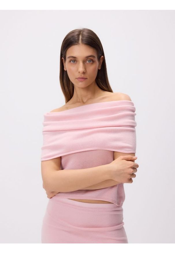 Reserved - Bluzka z wełną - różowy. Kolor: różowy. Materiał: wełna