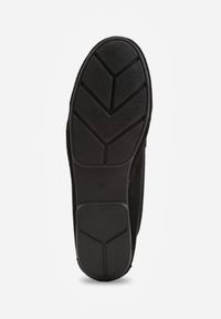 Born2be - Czarne Mokasyny VICES ze Skórzaną Wkładką i Metalową Ozdobą Aquilin. Nosek buta: okrągły. Kolor: czarny. Materiał: skóra. Wzór: aplikacja. Obcas: na obcasie. Styl: klasyczny. Wysokość obcasa: niski #5