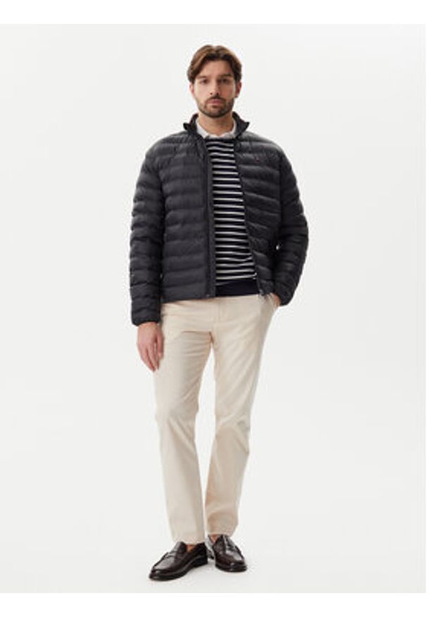 TOMMY HILFIGER - Tommy Hilfiger Kurtka przejściowa Core Packable MW0MW39990 Czarny Regular Fit. Kolor: czarny. Materiał: syntetyk