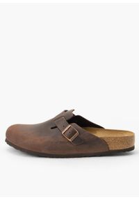 Birkenstock - Klapki męskie BIRKENSTOCK BOSTON. Okazja: na spacer, do pracy, na co dzień. Kolor: brązowy. Styl: casual