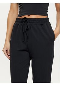 GIRLFRIEND COLLECTIVE - Girlfriend Collective Spodnie dresowe ReSet 6016 Czarny Slim Fit. Kolor: czarny. Materiał: syntetyk #2