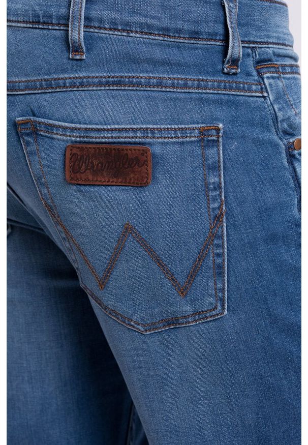 Wrangler - Jeansy Greensboro Bright Stroke. Kolor: niebieski