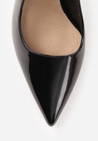 Renee - Czarne Szpilki Slingback VICES z Lakierowanym Połyskiem i Skórzaną Wkładką Marinja. Nosek buta: szpiczasty. Kolor: czarny. Materiał: skóra, lakier. Obcas: na szpilce. Styl: elegancki, wizytowy #3