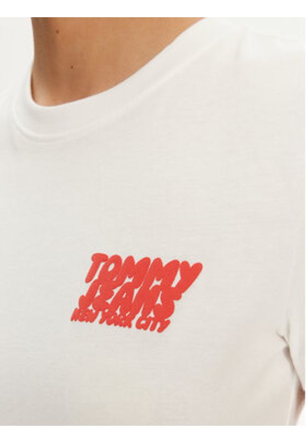 Tommy Jeans T-Shirt Bubble DW0DW21338 Biały Regular Fit. Kolor: biały. Materiał: bawełna