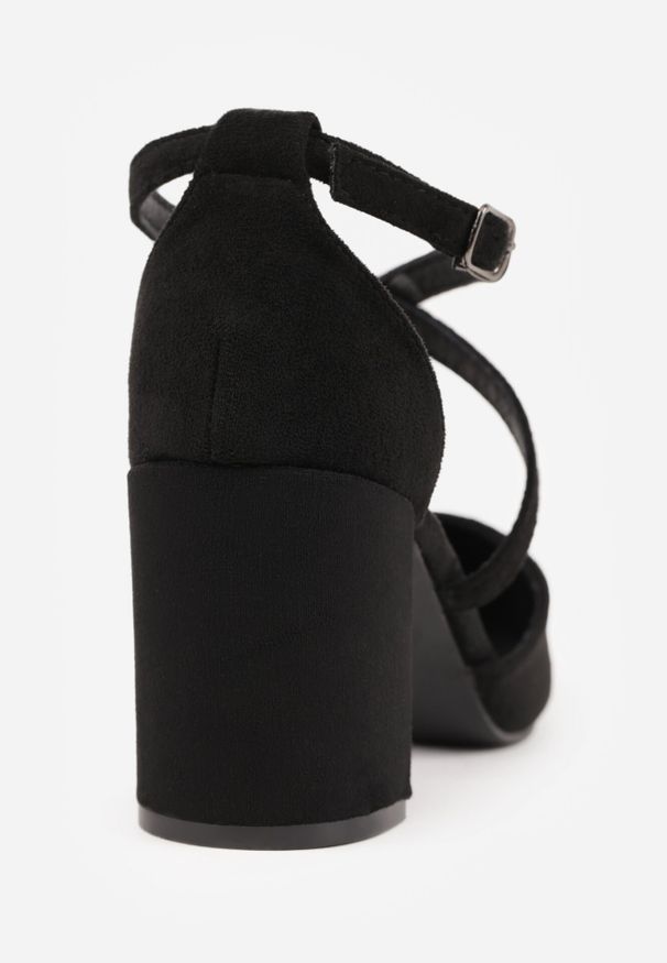 Born2be - Czarne Czółenka Vices na Obcasie z Wkładką ze Skóry Naturalnej i Ozdobnymi Paskami Leaniella. Okazja: na co dzień, na spotkanie biznesowe. Zapięcie: pasek. Kolor: czarny. Materiał: skóra. Wzór: paski. Obcas: na obcasie. Styl: klasyczny, casual, biznesowy, elegancki. Wysokość obcasa: średni