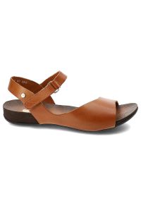 Brązowe Sandały Armodo Wygodne Obuwie Damskie. Kolor: brązowy. Materiał: skóra. Sezon: lato. Obcas: na obcasie. Styl: elegancki. Wysokość obcasa: niski #8