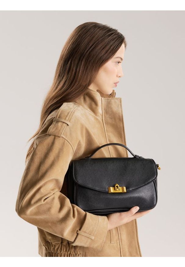 Reserved - Torebka z ozdobnym zapięciem - czarny. Kolor: czarny. Materiał: skórzane