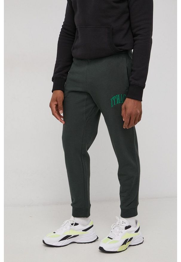 Superdry Spodnie bawełniane męskie kolor zielony z aplikacją. Kolor: zielony. Materiał: bawełna. Wzór: aplikacja