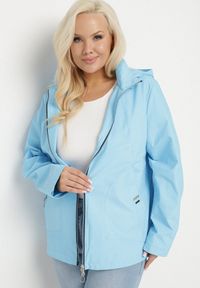 Born2be - Jasnoniebieska Kurtka o Prostym Kroju z Odpinanym Kapturem Nusanelis. Okazja: na co dzień. Kolekcja: plus size. Kolor: niebieski. Materiał: jeans. Styl: sportowy, casual, elegancki, klasyczny #4