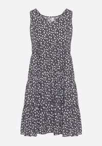 Born2be - Czarna Bawełniana Sukienka w Kwiaty z Falbanką Rissafa. Okazja: na co dzień. Kolor: czarny. Materiał: bawełna. Wzór: kwiaty. Typ sukienki: proste. Styl: casual #3