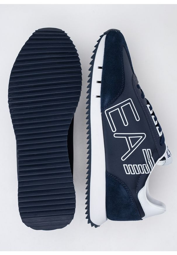 Sneakersy męskie granatowe EA7 Emporio Armani X8X101 XK257 N527. Okazja: do pracy, na spacer, na co dzień. Kolor: niebieski. Sport: turystyka piesza