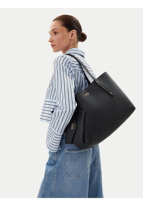 Guess Torebka HWPG96 48230 Czarny. Kolor: czarny. Materiał: skórzane