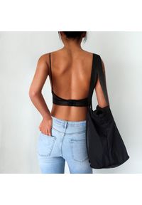 Intica - Stanik z dekoltem na plecach do codziennych stylizacji Neasa. Kolor: beżowy. Materiał: materiał, skóra #5