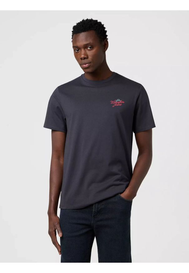 Wrangler - MĘSKA KOSZULKA WRANGLER GRAPHIC TEE FADED BLACK 112371486