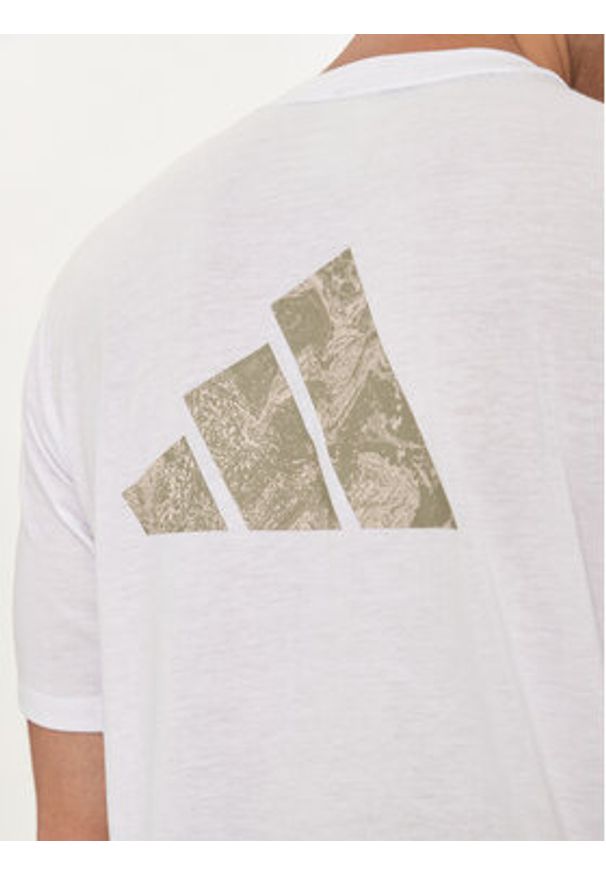 Adidas - adidas T-Shirt Workout Logo IT2125 Biały Regular Fit. Kolor: biały. Materiał: bawełna