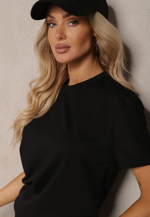 Renee - Czarna Klasyczna Gładka Koszulka z Bawełny Detima. Kolor: czarny. Materiał: bawełna. Wzór: gładki. Styl: klasyczny