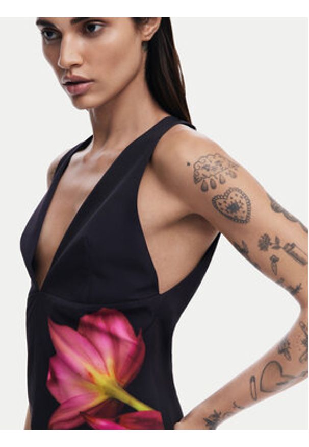 Desigual Bluzka 25SWBW09 Czarny Regular Fit. Kolor: czarny. Materiał: syntetyk