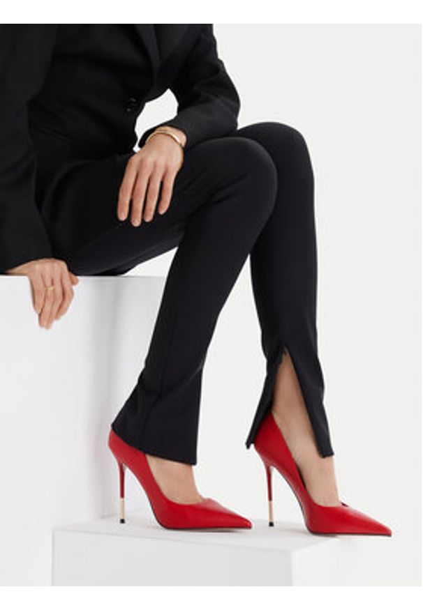 Eva Minge Czółenka THYME-LT934-35 Czerwony. Kolor: czerwony. Materiał: skóra